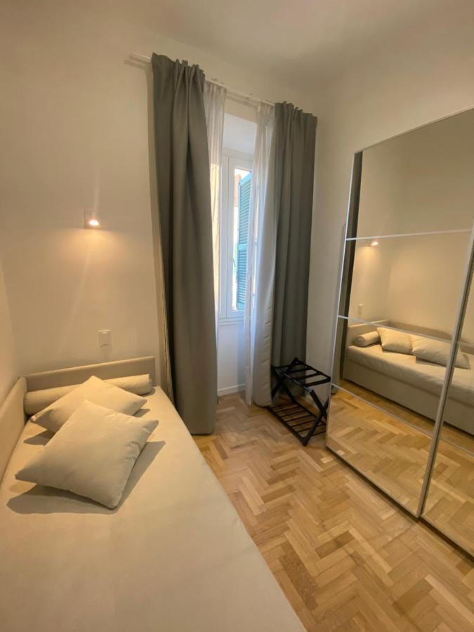 Colosseum Rome Guest House Luil エクステリア 写真