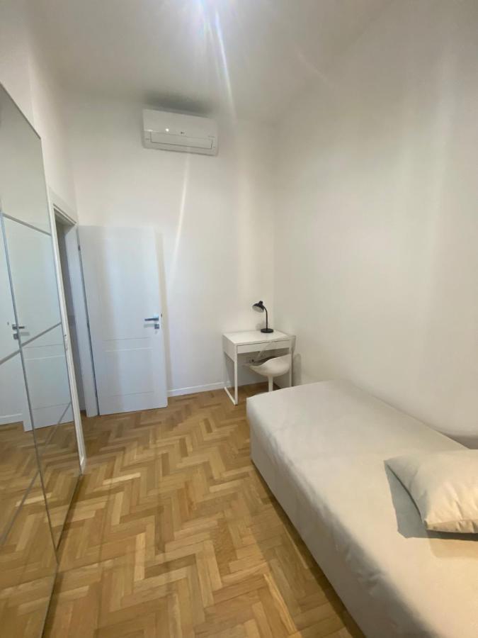 Colosseum Rome Guest House Luil エクステリア 写真