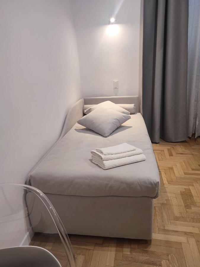 Colosseum Rome Guest House Luil エクステリア 写真